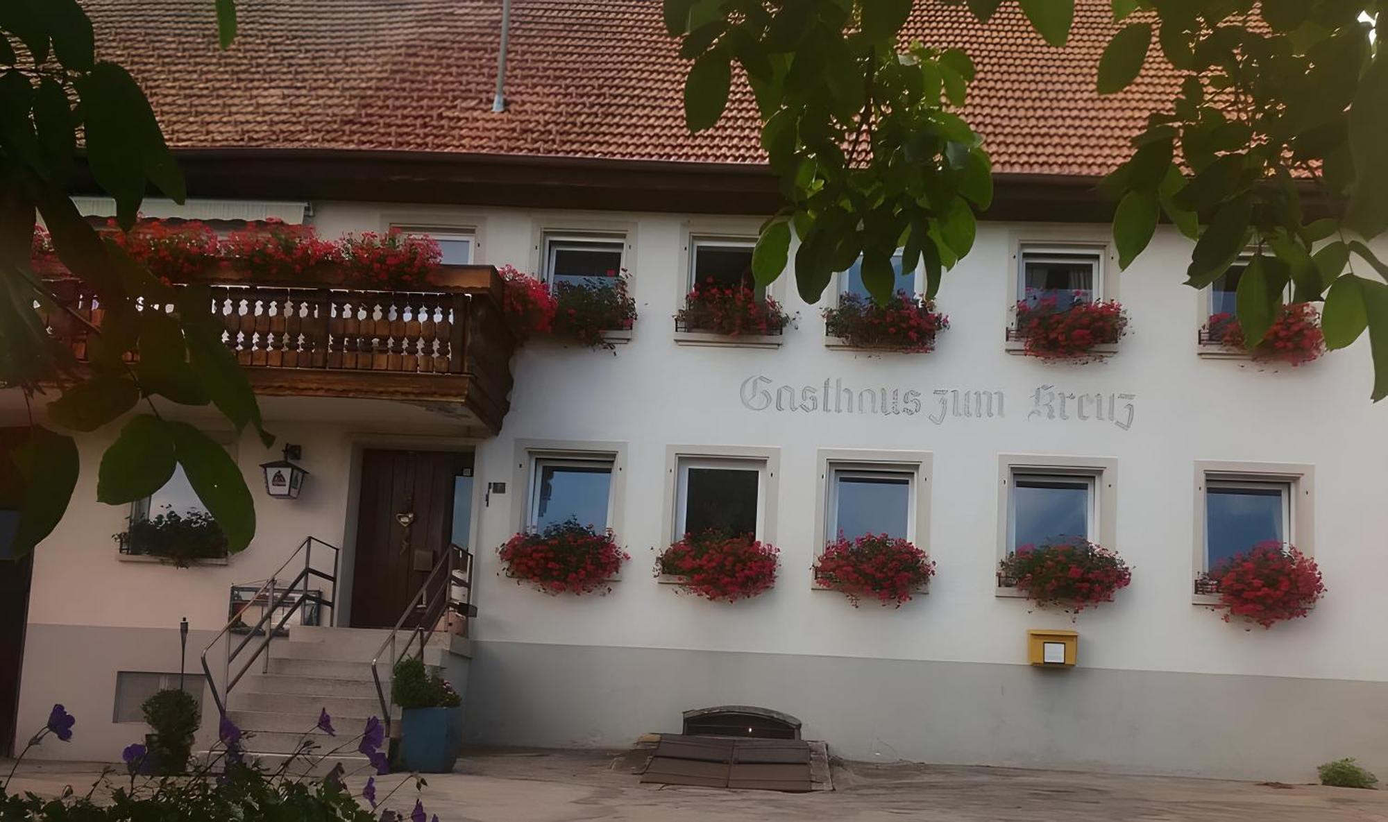 Gasthaus Zum Kreuz Графенхаузен Екстериор снимка